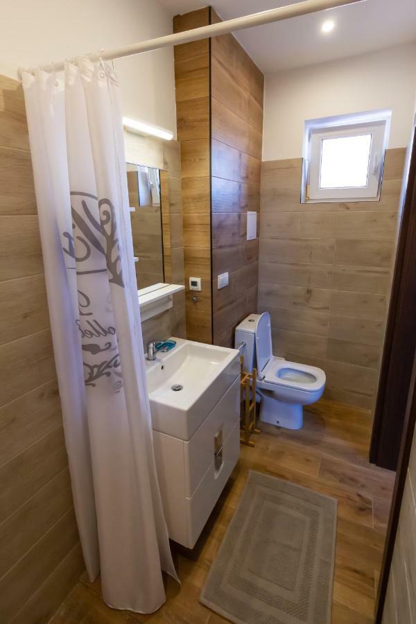 Arya Vila Piestany Bagian luar foto