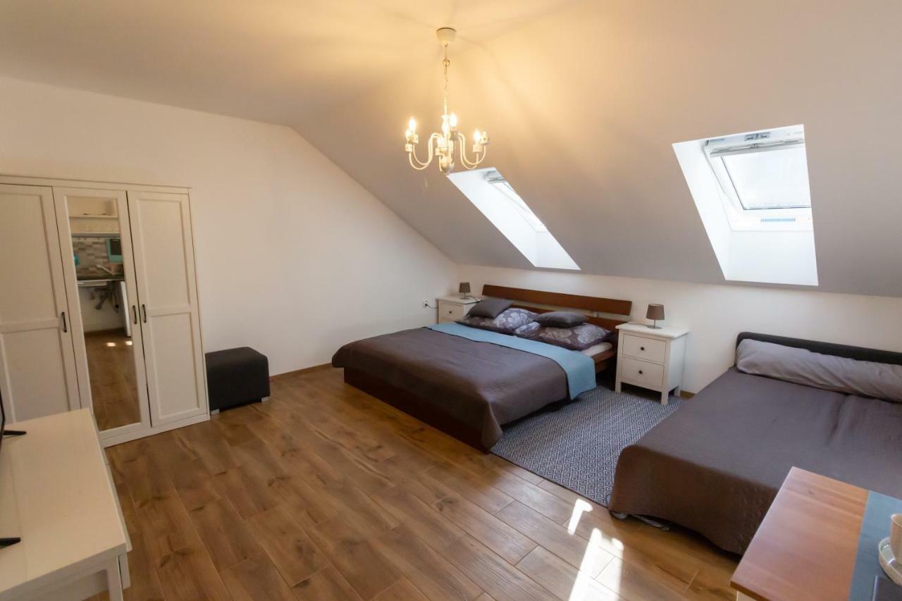 Arya Vila Piestany Bagian luar foto